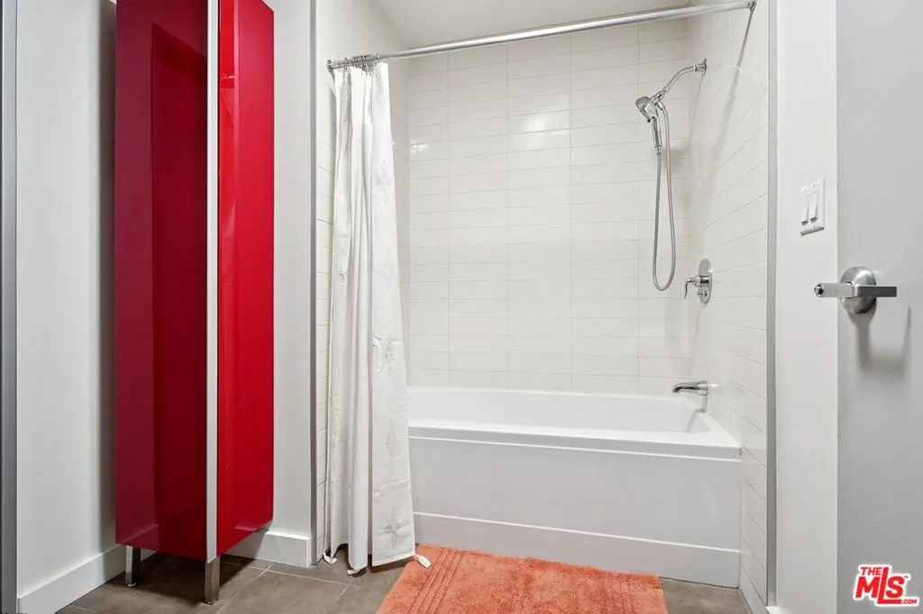 645 W 9th Street 530, Los Angeles, California 90015 home-pic-20